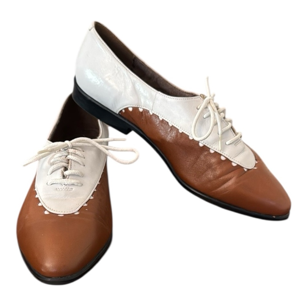 Vintage 1980s Vittorio Ricci Brown and White Leather Shoes Size 7.5